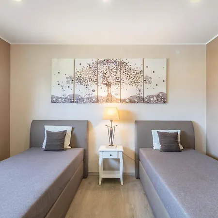 Holiday home Eifel Dream Kupferbach *